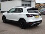 Volkswagen T-Cross 1.0 TSI Life Automatische airco, navigatie, apple carplay-android auto, trekhaak, licht metalen velgen 17 inch, parkeer sensoren voor en achter, enz.