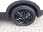 Volkswagen T-Cross 1.0 TSI Life Automatische airco, navigatie, apple carplay-android auto, trekhaak, licht metalen velgen 17 inch, parkeer sensoren voor en achter, enz.