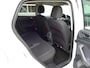Volkswagen T-Cross 1.0 TSI Life Automatische airco, navigatie, apple carplay-android auto, trekhaak, licht metalen velgen 17 inch, parkeer sensoren voor en achter, enz.