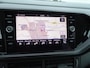 Volkswagen T-Cross 1.0 TSI Life Automatische airco, navigatie, apple carplay-android auto, trekhaak, licht metalen velgen 17 inch, parkeer sensoren voor en achter, enz.