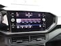 Volkswagen T-Cross 1.0 TSI Life Automatische airco, navigatie, apple carplay-android auto, trekhaak, licht metalen velgen 17 inch, parkeer sensoren voor en achter, enz.