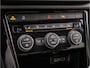 Volkswagen T-Roc 1.5 TSI 150pk Sport Trekhaak/ Stoelverwarming/ Virtual dash/ Camera/ LED/ Adapt. cruise