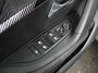 Peugeot e-2008 EV Allure 50 kWh Navigatie Apple Carplay Android Auto Camera Parkeerhulp Adaptive cruise control Dodehoekassistent Full Led Climate Control Virtual Cockpit Lichtmetalen velgen