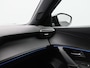 Peugeot e-2008 EV GT 54 kWh 156 Pk | Nieuw Model | Adaptive Cruise | 360 Camera | Trekhaak | Navigatie | CarPlay | Warmtepomp | Full LED | 17 Inch | 48.726 Km !!
