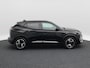 Peugeot e-2008 EV GT 54 kWh 156 Pk | Nieuw Model | Adaptive Cruise | 360 Camera | Trekhaak | Navigatie | CarPlay | Warmtepomp | Full LED | 17 Inch | 48.726 Km !!