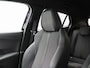 Peugeot e-2008 EV GT 54 kWh 156 Pk | Nieuw Model | Adaptive Cruise | 360 Camera | Trekhaak | Navigatie | CarPlay | Warmtepomp | Full LED | 17 Inch | 48.726 Km !!