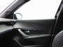 Peugeot e-2008 EV GT 54 kWh 156 Pk | Nieuw Model | Adaptive Cruise | 360 Camera | Trekhaak | Navigatie | CarPlay | Warmtepomp | Full LED | 17 Inch | 48.726 Km !!