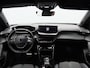 Peugeot e-2008 EV GT 54 kWh 156 Pk | Nieuw Model | Adaptive Cruise | 360 Camera | Trekhaak | Navigatie | CarPlay | Warmtepomp | Full LED | 17 Inch | 48.726 Km !!
