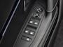 Peugeot e-2008 EV GT 54 kWh 156 Pk | Nieuw Model | Adaptive Cruise | 360 Camera | Trekhaak | Navigatie | CarPlay | Warmtepomp | Full LED | 17 Inch | 48.726 Km !!