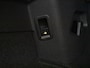 Volkswagen Golf 1.5 eHybrid GTE 272PK DSG/AUTO | 360 gr camera | Trekhaak uitklapbaar | Parkeerassistent | Head-up Display | Stoel/stuurverwarming | App connect | Dodehoek detectie |IQ Lights | DAB | 17"LMV