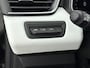 Renault Clio 1.0 TCe 90Pk Techno | Navigatie | Apple Carplay/Android Auto | Parkeersensoren Voor & Achter | Achteruitrijcamera | All-Season Banden | Cruise Control & Snelheidsbegrenzer | Climate Control | Privacy Glass |