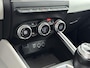 Renault Clio 1.0 TCe 90Pk Techno | Navigatie | Apple Carplay/Android Auto | Parkeersensoren Voor & Achter | Achteruitrijcamera | All-Season Banden | Cruise Control & Snelheidsbegrenzer | Climate Control | Privacy Glass |