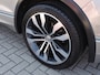 Volkswagen Tiguan 1.5 TSI ACT Highline Business R AUTOMAAT | Wegkl.th | Panodak | Dodehoek | 20'' Allseason | Stoel/ruitverw | ECC