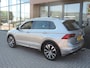Volkswagen Tiguan 1.5 TSI ACT Highline Business R AUTOMAAT | Wegkl.th | Panodak | Dodehoek | 20'' Allseason | Stoel/ruitverw | ECC