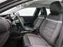 Citroën E-C4 You 50 kWh | ACCU 99% | Automaat | Camera | Apple carplay | Android auto | Warmtepomp | Cruise control | Lichtmetalen velgen | Parkeersensoren | LED |