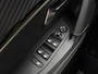 Peugeot e-2008 GT EV 3-FASEN 50kWh 136pk | KEYLESS ENTRY | STOELVERW. | 3D i-COCKPIT® | NAVI | CAMERA | 17'' LM | APPLE CARPLAY / ANDROID AUTO |