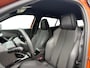 Peugeot e-2008 GT EV 3-FASEN 50kWh 136pk | KEYLESS ENTRY | STOELVERW. | 3D i-COCKPIT® | NAVI | CAMERA | 17'' LM | APPLE CARPLAY / ANDROID AUTO |