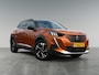 Peugeot e-2008 GT EV 3-FASEN 50kWh 136pk | KEYLESS ENTRY | STOELVERW. | 3D i-COCKPIT® | NAVI | CAMERA | 17'' LM | APPLE CARPLAY / ANDROID AUTO |