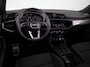 Audi Q3 35 TFSI S edition Competition 150pk | Stoelverwarming | Keyless | 360 camera | inklapbare spiegels