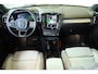Volvo EX40 Single Motor Extended Range Ultra Europa 82 kWh | Semi-Electrische wegklapbare trekhaak | Panoramadak | 20" Lictmetalen velgen | Parkeersensoren voor + achter | 360° Parkeercamera | Harman Kardon Premium Audio | Electrische Bedienbare voorstoelen |
