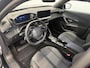 Peugeot e-2008 EV Allure 50 kWh Carplay / PDC / Camera / Bovag garantie
