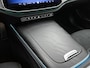 Mercedes-Benz E-klasse Estate 300 e Business Solution AMG | Winterpakket | Nightpakket | Trekhaak | Panoramaschuifdak | 360° camera | 20-inch multispaaks AMG velgen | GUARD 360° | Warmtewerend, donkergetint glas |