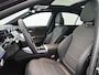 Mercedes-Benz C-klasse 300 e Business Solution Luxury | Winterpakket | Trekhaak | Warmtewerend, donkergetint glas | Panoramaschuifdak | GUARD 360° Plus | 18 inch vijf-dubbelspaaks lichtmetalen velgen |