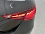 Mercedes-Benz C-klasse 300 e Business Solution Luxury | Winterpakket | Trekhaak | Warmtewerend, donkergetint glas | Panoramaschuifdak | GUARD 360° Plus | 18 inch vijf-dubbelspaaks lichtmetalen velgen |