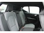Volvo XC40 B4 Plus Dark Trekhaak, inklapbaar | Stoel-/stuurwielverwarming | Premium audio by Harman Kardon | Elektrisch verstelbare voorstoelen met geheugenfunctie | Adaptieve cruise control | 18 inch. lichtmetalen velgen | Pilot assist | BLIS | Apple carplay/ Android auto |