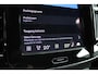Volvo XC40 B4 Plus Dark Trekhaak, inklapbaar | Stoel-/stuurwielverwarming | Premium audio by Harman Kardon | Elektrisch verstelbare voorstoelen met geheugenfunctie | Adaptieve cruise control | 18 inch. lichtmetalen velgen | Pilot assist | BLIS | Apple carplay/ Android auto |