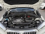 BMW X1 xDrive20i xLine | 3E EIGENAAR | 12MND GARANTIE | PANO DAK | HEAD UP | LEDER | NAVI |