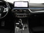 BMW 5-Serie Touring 530e Business Edition Plus | SOH 90% | Panoramadak | Harman/Kardon | Leder | Stoel & stuurverwarming | Achterbank verwarming | Adaptive cruise | Camera | Carplay | Trekhaak |