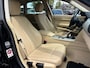 BMW 3-Serie Gran Turismo 320I High Executive 2017 Automaat Dealer Onderhouden