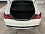 Mercedes-Benz CLA Shooting Brake 200 Ambition | AMG Line | Parkeersensoren | Garmin navigatie | NL auto | 2e eigenaar |