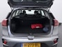 Kia Niro Hybrid 1.6 GDi DynamicLine - Camera - Adaptieve cruisecontrol - Navigatie - AppleCarplay - Android Auto - Fabrieksgarantie tot 01-2027 of 150.000km