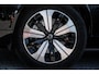 Volvo XC60 2.0 T6 Plug-in Hybrid AWD Plus Dark | PHEV Long Range | Harman Kardon Audio | Panoramadak | Achteruitrijcamera | Sportstoelen | Stoelverwarming voor en achter | Keyless Entry | Elektrische Achterklep | Elektrisch Verstelbare Voorstoelen | Cruise Control Adaptief | BLIS | Navigatie | Apple Carplay | Android Auto