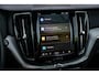 Volvo XC60 2.0 T6 Plug-in Hybrid AWD Plus Dark | PHEV Long Range | Harman Kardon Audio | Panoramadak | Achteruitrijcamera | Sportstoelen | Stoelverwarming voor en achter | Keyless Entry | Elektrische Achterklep | Elektrisch Verstelbare Voorstoelen | Cruise Control Adaptief | BLIS | Navigatie | Apple Carplay | Android Auto