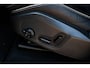 Volvo XC60 2.0 T6 Plug-in Hybrid AWD Plus Dark | PHEV Long Range | Harman Kardon Audio | Panoramadak | Achteruitrijcamera | Sportstoelen | Stoelverwarming voor en achter | Keyless Entry | Elektrische Achterklep | Elektrisch Verstelbare Voorstoelen | Cruise Control Adaptief | BLIS | Navigatie | Apple Carplay | Android Auto