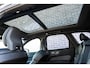 Volvo XC60 2.0 T6 Plug-in Hybrid AWD Plus Dark | PHEV Long Range | Harman Kardon Audio | Panoramadak | Achteruitrijcamera | Sportstoelen | Stoelverwarming voor en achter | Keyless Entry | Elektrische Achterklep | Elektrisch Verstelbare Voorstoelen | Cruise Control Adaptief | BLIS | Navigatie | Apple Carplay | Android Auto