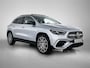 Mercedes-Benz GLA 250 e 140 Year Edition | Plus pakket | Parkeerpakket | Panoramaschuifdak | 20” tien-dubbelspaaks AMG velgen | Warmtewerend, donkergetint glas |