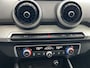 Audi Q2 35 TFSI S Edition S-line binnen-buiten / panoramadak / parkeerpakket