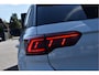 Volkswagen T-Roc 1.5 TSI R-Line Black Style LED grill, Adaptive cruise, Ergo active + Massage, IQ Light, Afn. trekhaak,  Camera