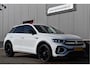 Volkswagen T-Roc 1.5 TSI R-Line Black Style LED grill, Adaptive cruise, Ergo active + Massage, IQ Light, Afn. trekhaak,  Camera