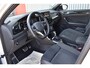 Volkswagen T-Roc 1.5 TSI R-Line Black Style LED grill, Adaptive cruise, Ergo active + Massage, IQ Light, Afn. trekhaak,  Camera