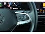 Volkswagen Golf 1.5 eHybrid 204pk Life Edition | SoH 100% | Panoramadak | Trekhaak |