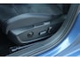 Volkswagen Golf 1.5 eHybrid 204pk Life Edition | SoH 100% | Panoramadak | Trekhaak |