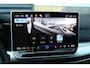 Volkswagen Golf 1.5 eHybrid 204pk Life Edition | SoH 100% | Panoramadak | Trekhaak |