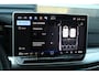 Volkswagen Golf 1.5 eHybrid 204pk Life Edition | SoH 100% | Panoramadak | Trekhaak |