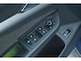 Volkswagen Golf 1.5 eHybrid 204pk Life Edition | SoH 100% | Panoramadak | Trekhaak |