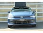 Volkswagen Golf 1.5 eHybrid 204pk Life Edition | SoH 100% | Panoramadak | Trekhaak |